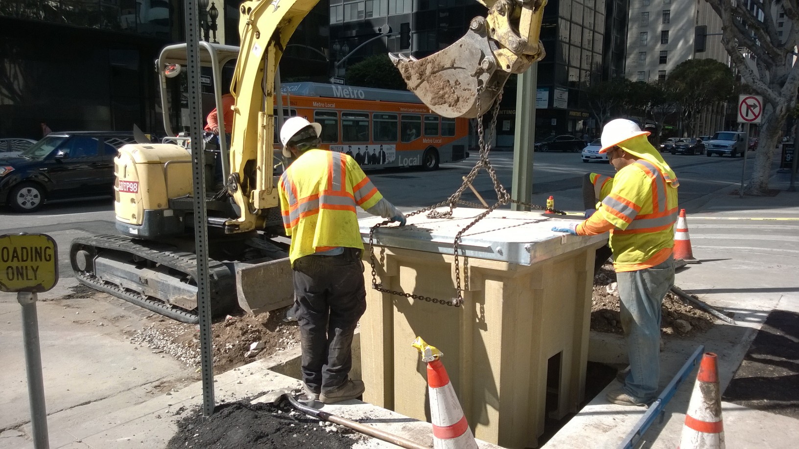 Fireline At Work - Fireline Broadband