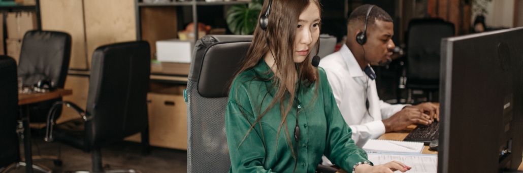 AI Accountable - Fireline Broadband - people working together in an office